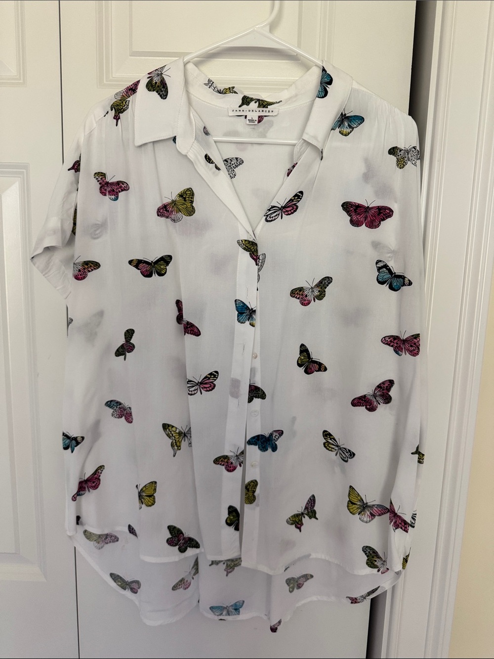 Jane and Delancey White Button-Front Blouse with Multicolor Butterfly Print